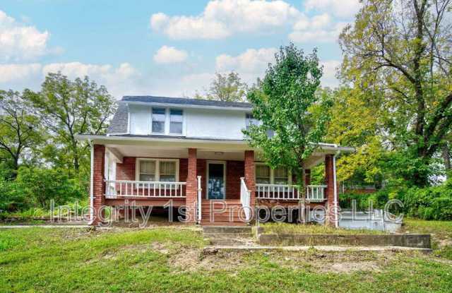 4226 Northeast Antioch Road photos photos