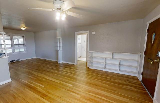 Spacious 5-Bedroom Home on Baseline Gallery 3
