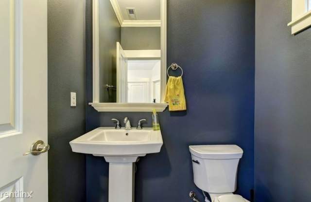 18326 44th Dr SE Gallery 4