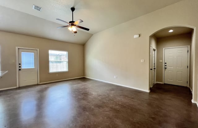748 Saengerhalle Road (2) - 1 - 748 Saengerhalle Road, New Braunfels, TX 78130