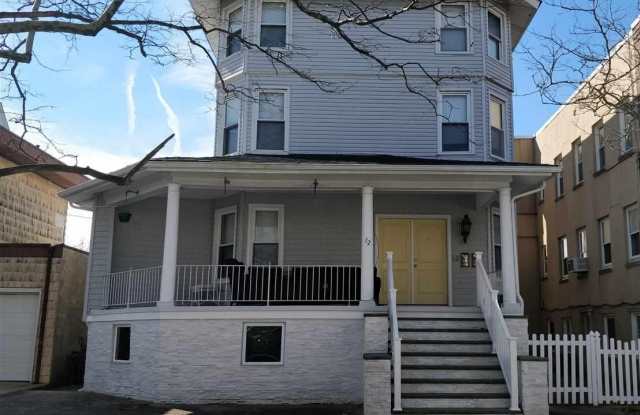 22 S Marion Ave - 22 South Marion Avenue, Ventnor City, NJ 08406