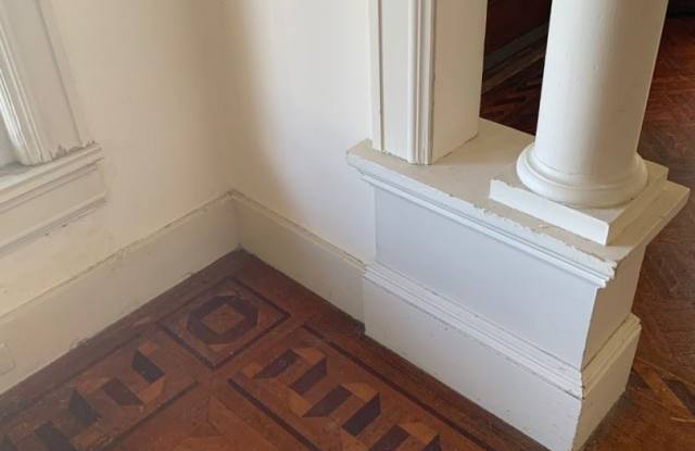 89 Clinton Avenue Gallery 4