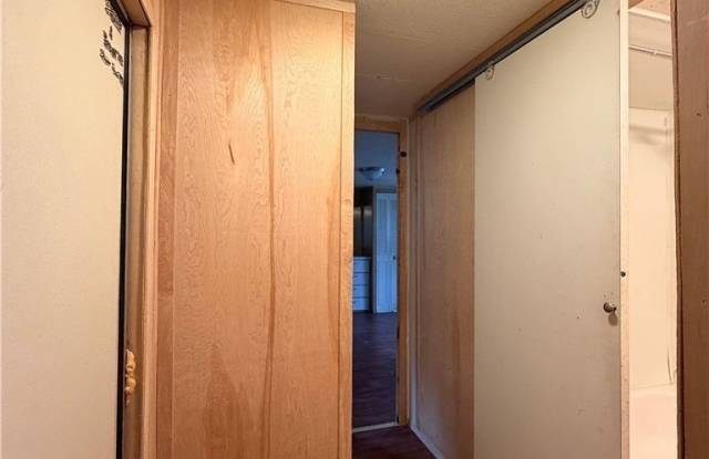 7847 Suncoast Drive Gallery 4