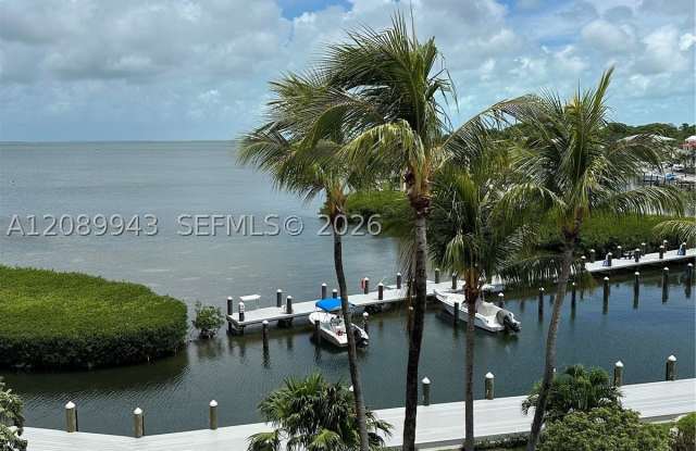 88500 Overseas Hwy Gallery 2