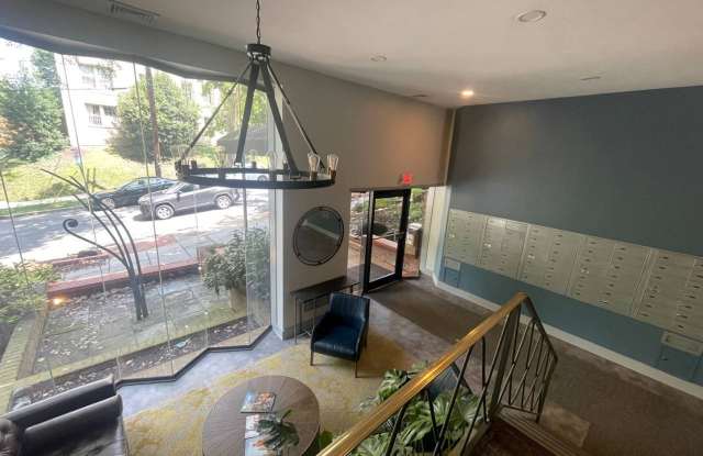 A spacious two bedroom, one bath apartment In the Exckusive Glover Hill Condo! Gallery 4