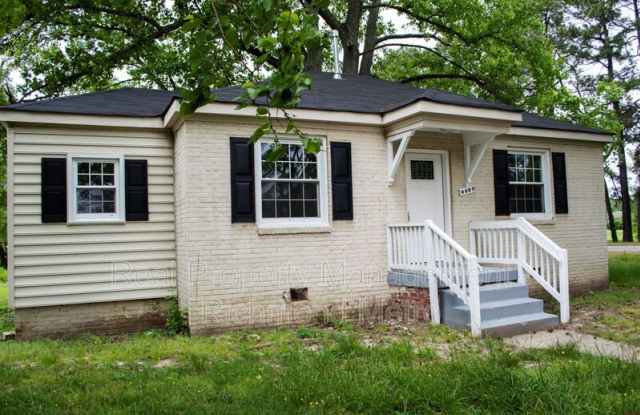 4500 Eastover Ave photos photos