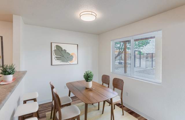 Desert Willow Apartments - Affordable Gallery 4