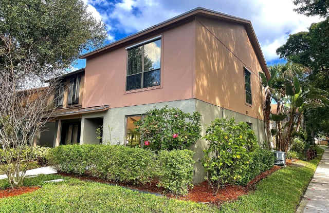 Spacious 2-Bedroom, 2.5-Bath Home with Elegant Hardwood & Tile Floors Gallery 3