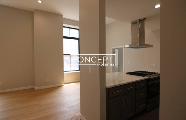 1661 Washington St photos photos