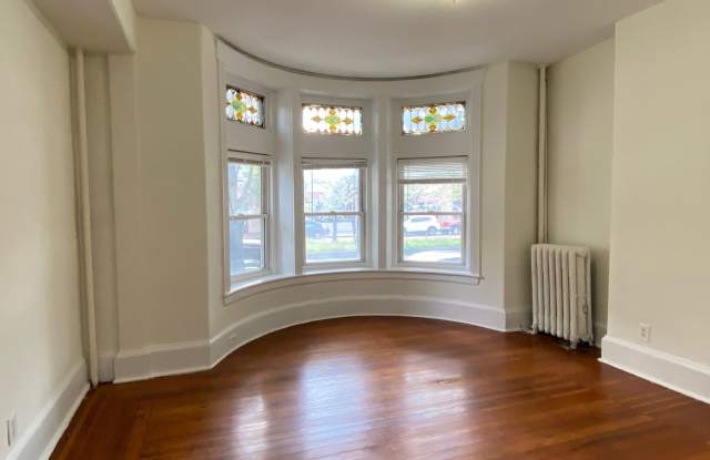 Nice, large 1 bed in a prime location in Allston. photos photos