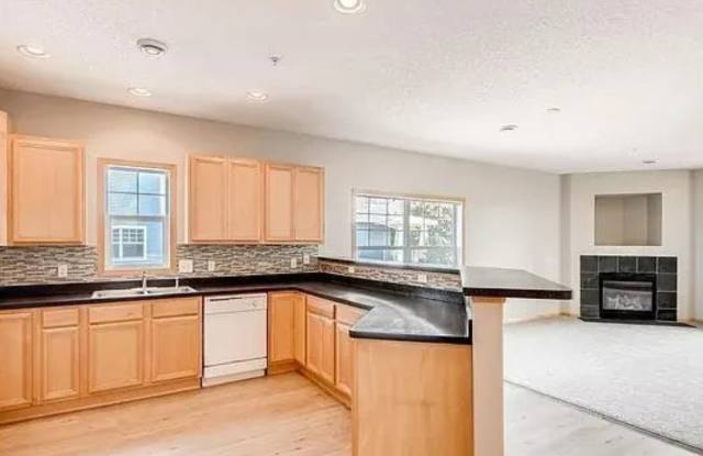 Modern Comfort  Convenience in Plymouth for $2,649/month! photos photos