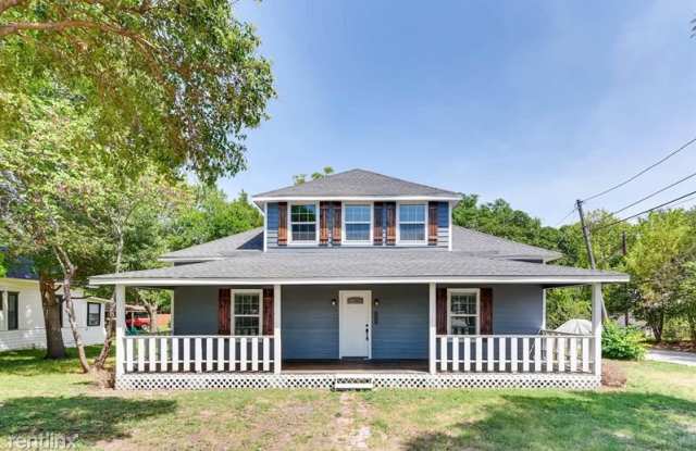 200 Dunn Street - 200 Dunn Street, Waxahachie, TX 75165