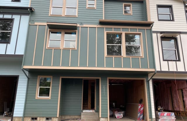 Lovely 3 Bedroom Townhome Built In 2022! photos photos