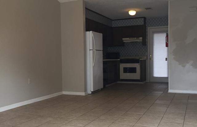 100 Lanier Dr photos photos