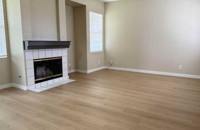 39561 Tischa Dr Gallery 3