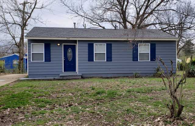 345 Washburn Dr - 345 Washburn Drive, Memphis, TN 38109