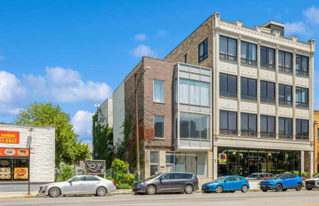 2620 W North Avenue photos photos