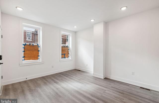 2614 EDGEMONT STREET Gallery 4