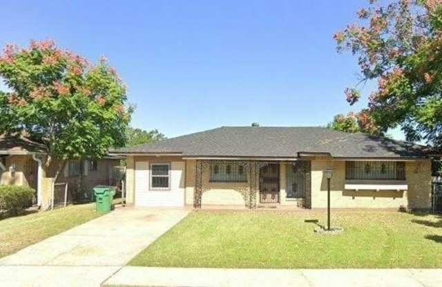 104 SOUTHERN Court photos photos