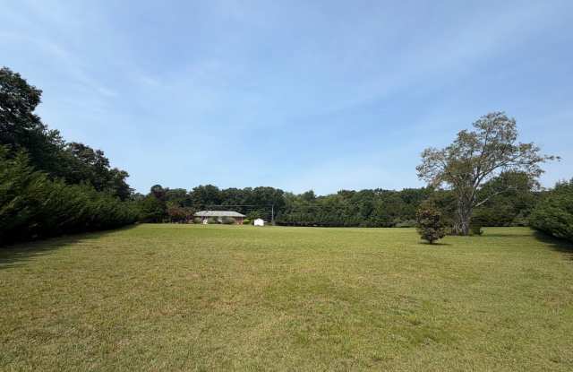 Move-In Ready 3-Bed, 2.5-Bath Home with a Beautiful Big Yard in Peaceful Jackson, NJ photos photos