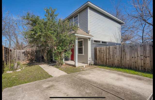 Updated home only 10 minutes to downtown! Gallery 4