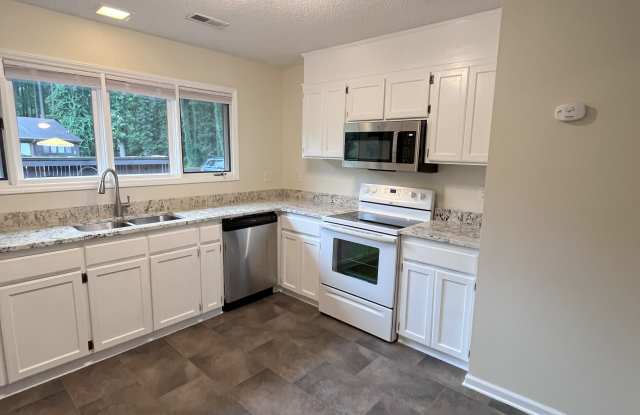 803 Crawford Creek Gallery 1