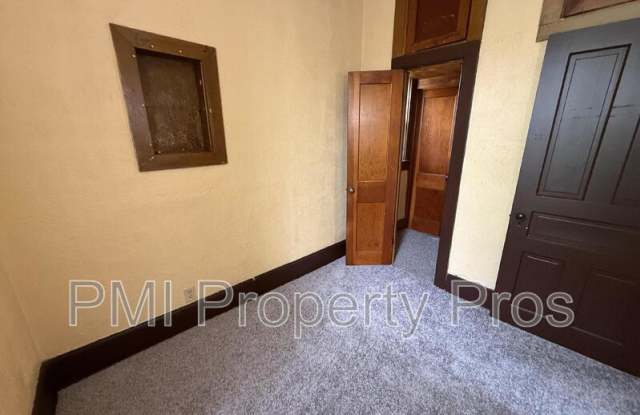 2441 N Dr. William Finlayson St (Upper) Gallery 4
