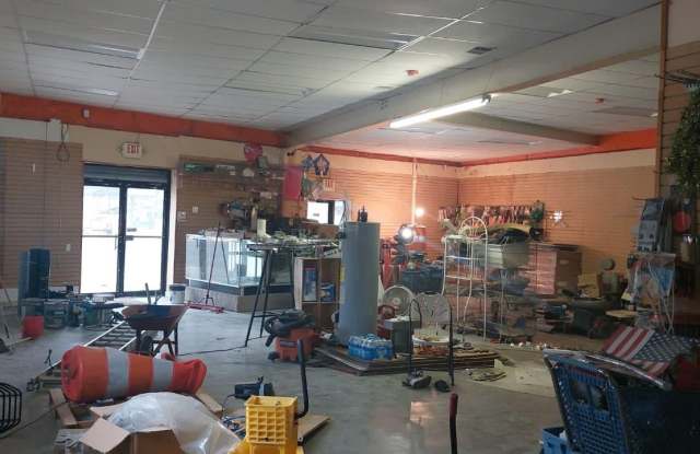 4545 S CRESCENT Boulevard Gallery 4