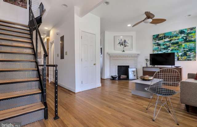 4622 NEW HAMPSHIRE Avenue NW Gallery 4