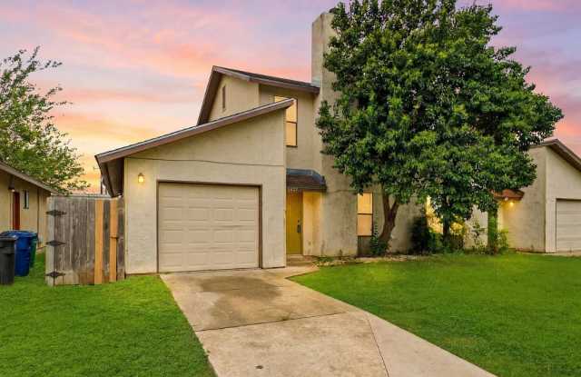 6867 Betty Levy Gallery 1