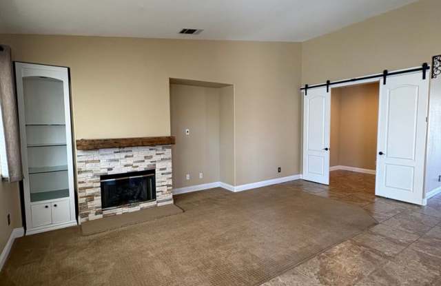 Desirable Murrieta 4 bedroom 2 bath 1 story home. Gallery 3