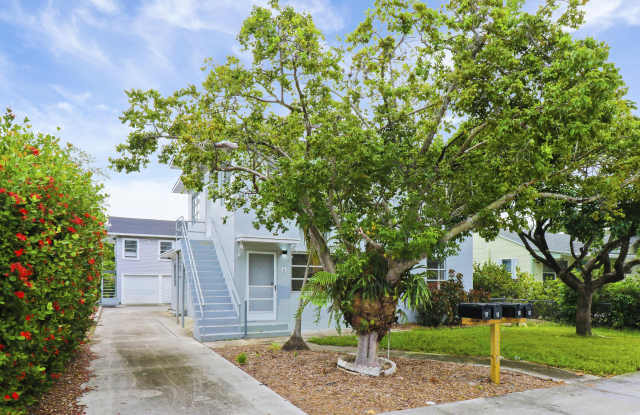 1118 N J Street photos photos