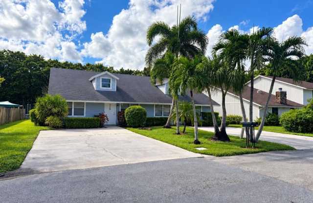 9258 GREEN MEADOWS Way Gallery 1
