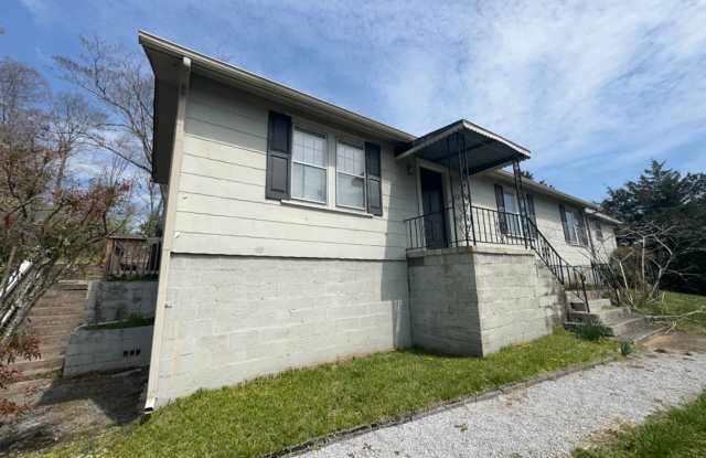 Ooltewah 3 Bedroom 2.5 Bath! Pet Friendly! photos photos