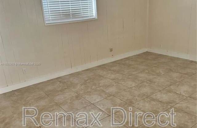 1695 Julie Tonia Drive 1695 Gallery 2