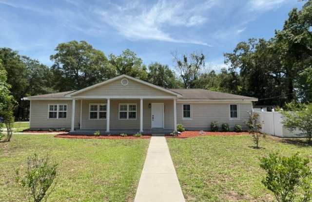 1367 Fort Johnson Road photos photos
