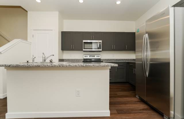 13467 Oneida Lane Gallery 4