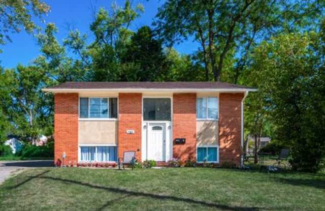 780 Moon Road Unit A and Unit B - 780 Moon Road, Columbus, OH 43224 780 Moon Road Unit A and Unit B - 780 Moon Road, Columbus, OH 43224