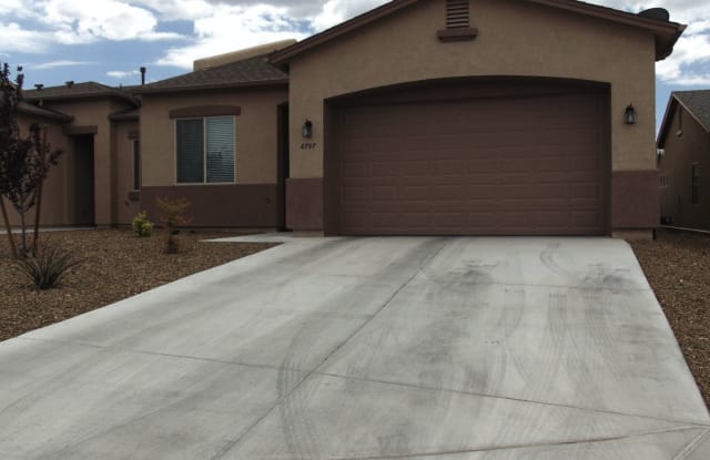 6757 E. Hetley Place - 6757 East Hetley Place, Prescott Valley, AZ 86314