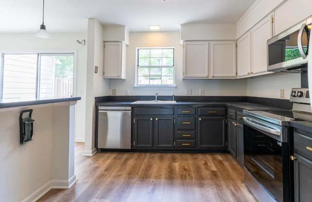 Extremely Spacious Townhome by South Park photos photos