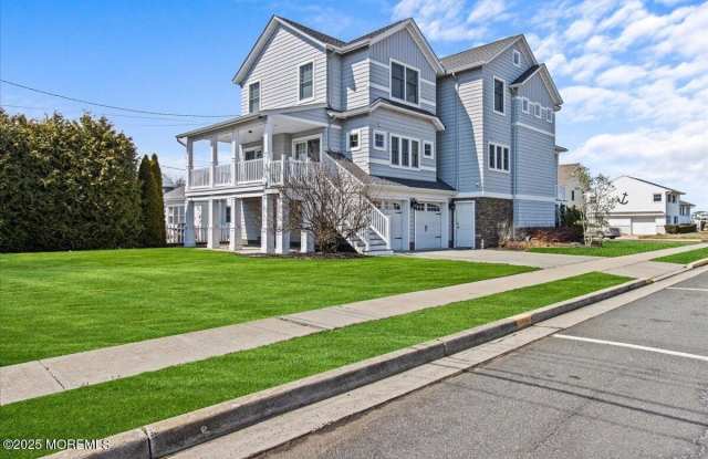 100 Niblick Street photos photos