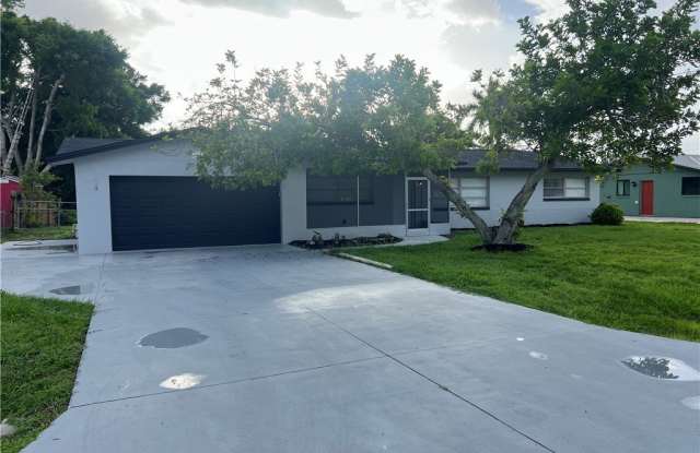 2203 Santiago Avenue photos photos