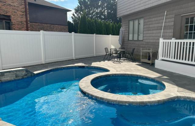 6 Brunswick Ct - 6 Brunswick Court, Margate City, NJ 08402