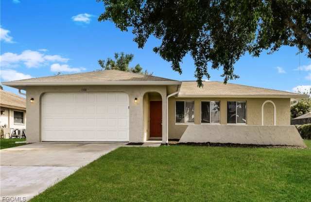 1308 SE 32nd Terrace - 1308 Southeast 32nd Terrace, Cape Coral, FL 33904