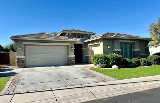 6692 S LYON Drive - 6692 South Lyon Drive, Gilbert, AZ 85298