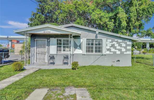 6530 NW 26th Ave - 6530 Northwest 26th Avenue, Gladeview, FL 33147