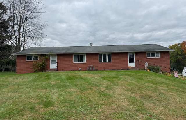 3 Beds in Wooster - 2430 Montclair Avenue, Wooster, OH 44691