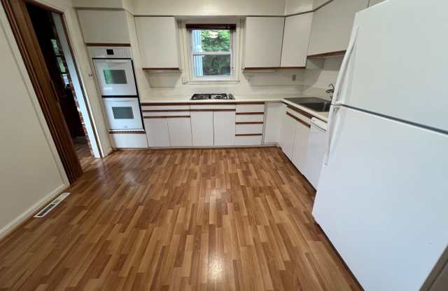 6411 E HALBERT Road Gallery 2