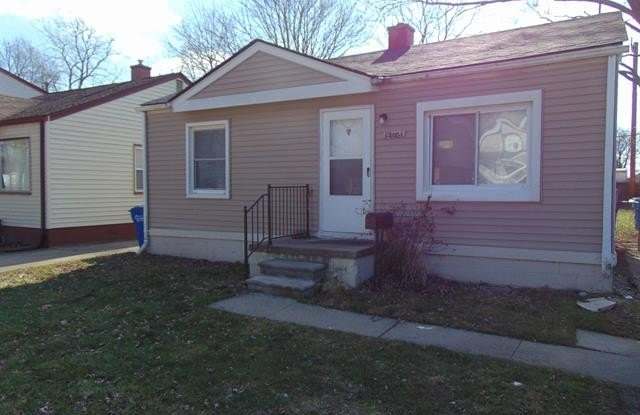 13054 SARSFIELD Avenue photos photos