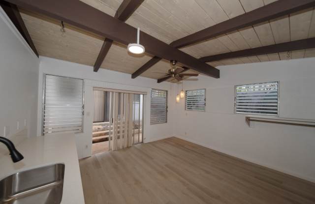 1549 Molina Street photos photos